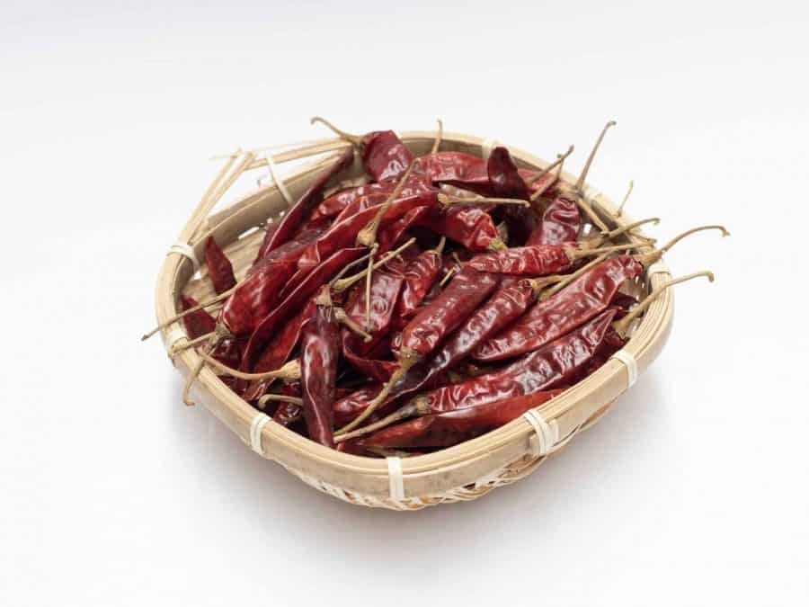 S4 Sannam Dried Chilli (With Stem)